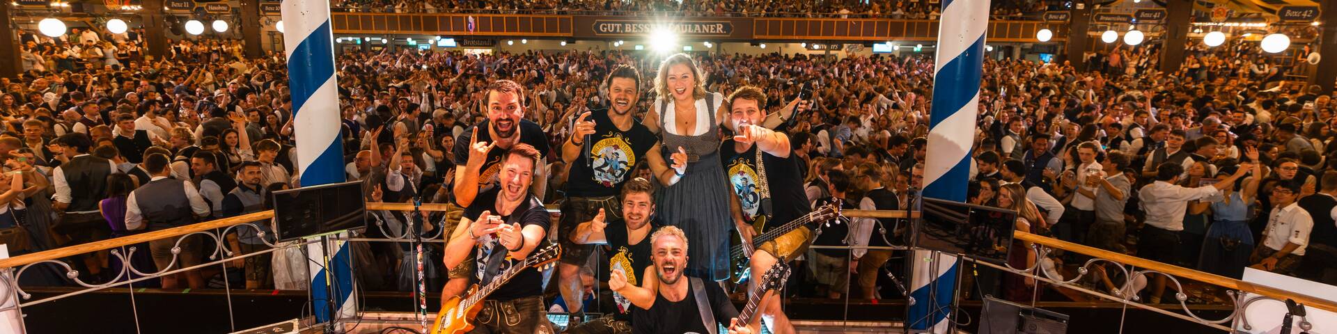 Partyband TETRAPACK im Paulaner Festzelt